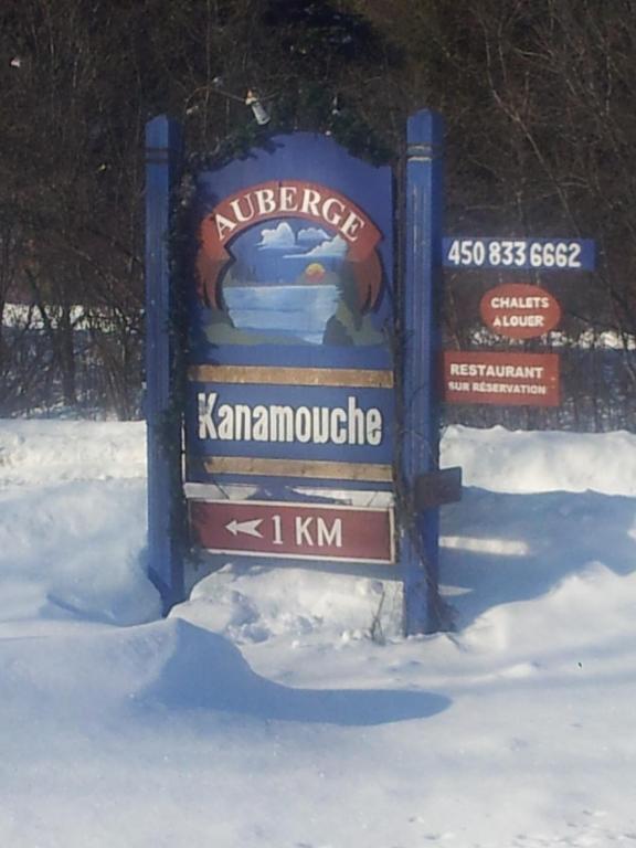 Saint-Michel Kan-A-Mouche Pourvoirie Auberge Et Chalets מראה חיצוני תמונה